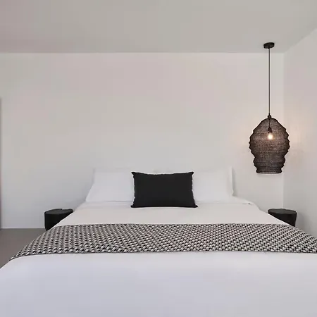 Wonderful Naxos | Pang | 9 Bedrooms | Breathtaking Sea Views | 2 Swimming Pools With Sunbeds And Parasols | 2 Shaded Dining Areas | Private Garden | *