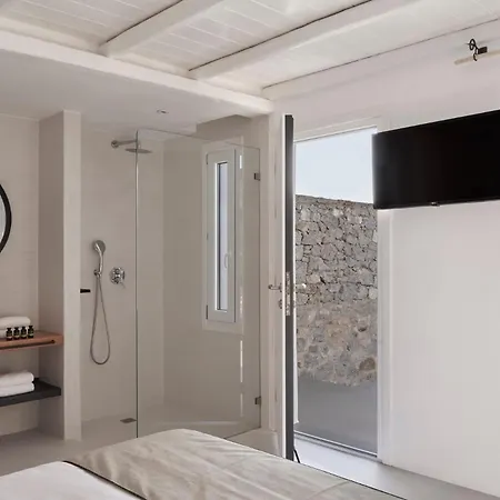 Wonderful Naxos | Pang | 9 Bedrooms | Breathtaking Sea Views | 2 Swimming Pools With Sunbeds And Parasols | 2 Shaded Dining Areas | Private Garden | Villa Pláka