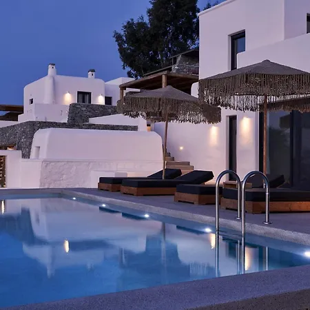 Wonderful Naxos | Pang | 9 Bedrooms | Breathtaking Sea Views | 2 Swimming Pools With Sunbeds And Parasols | 2 Shaded Dining Areas | Private Garden | * Pláka
