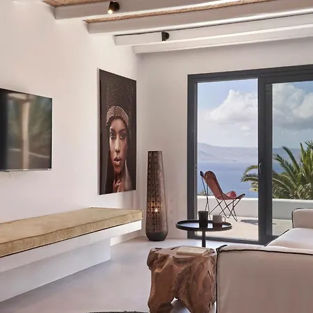 Villa Wonderful Naxos | Pang | 9 Bedrooms | Breathtaking Sea Views | 2 Swimming Pools With Sunbeds And Parasols | 2 Shaded Dining Areas | Private Garden | Pláka